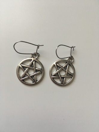 Auskarai su pentagramom 