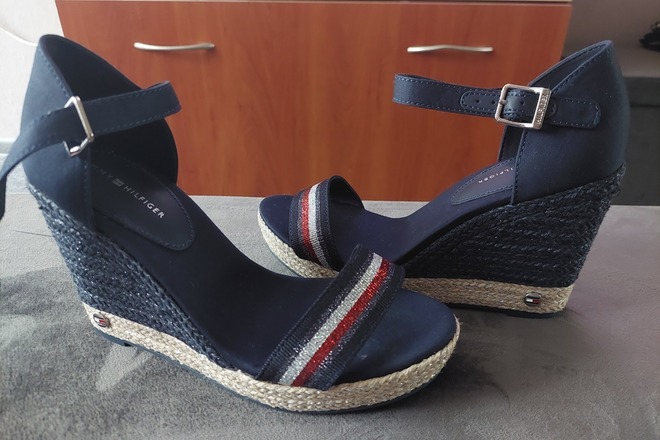 Basutes Tommy Hilfiger