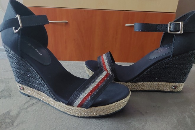 Basutes Tommy Hilfiger