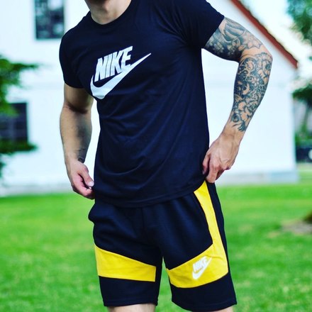 Maike + šortai kostiumėliai 