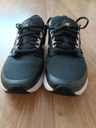 Parduodu New balance kedus