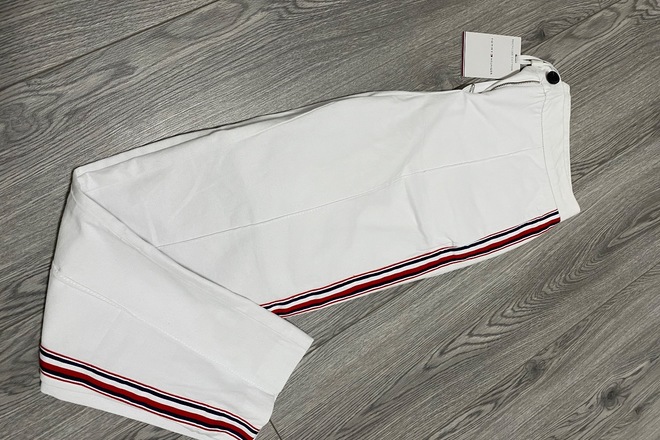 Tommy hilfiger dzinsai 