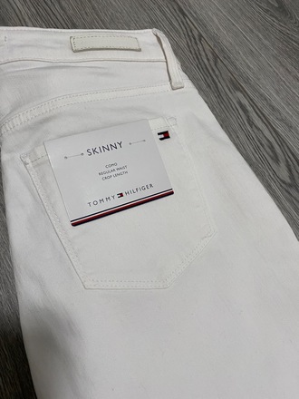 Tommy hilfiger dzinsai 