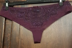 Parduoda: Triumph kelnaitės