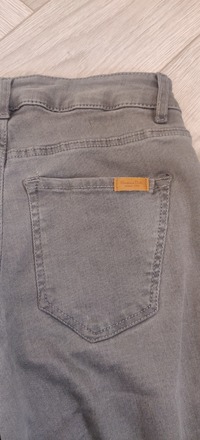 Massimo Dutti šviesiai pilki džinsai 