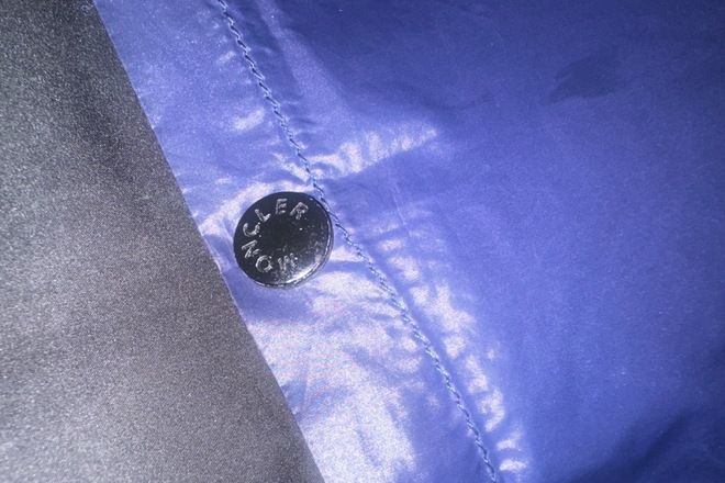 Moncler striuke