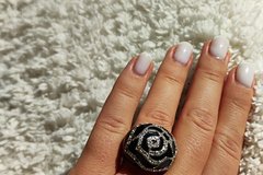 Na sprzedaż: Išskirtinis žiedas su Swarovski kristalais