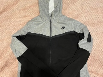 Parduoda: Nike komplektas