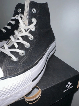Converse kedai