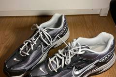 For sale: Nike Avalynė Vyrams Nike Initiator Black Grey