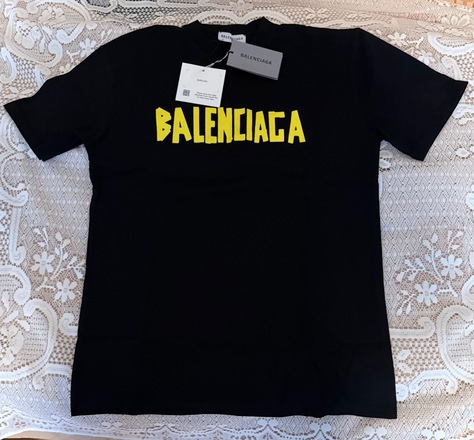 Balenciaga maikute