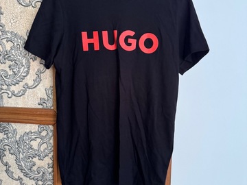 Parduoda: Vyriska Maikute HUGO