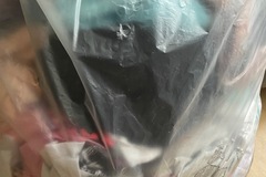 Parduoda: Urna drabuziu