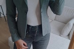 Parduoda: Pilkas įliemenuotas Mosaic švarkelis, XS dydis