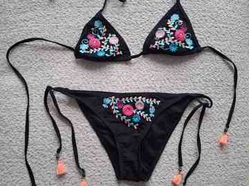 Parduoda: St. Bernard maudymosi kostiumėlis 