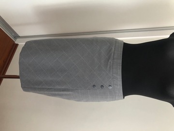 Na sprzedaż: Naujas, stilingas, klasikinis sijonas 