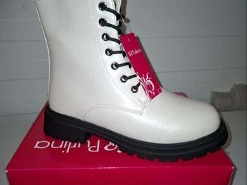 Продается: Parduodami batai nuo  36 iki 41 dydžio,kaina 25e,siunčiam į visus