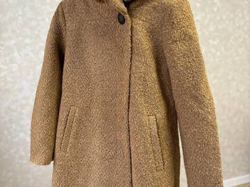 Parduoda: VILA vilnonis paltas su gobtuvu naujas su etikete dydis 40/L