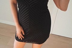 Parduoda: H&M maža juoda suknelė