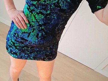 Parduoda: Žėrinti Topshop suknelė iš žvynelių, S dydis