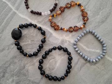 Parduoda: Rankų darbo 5 apyrankės