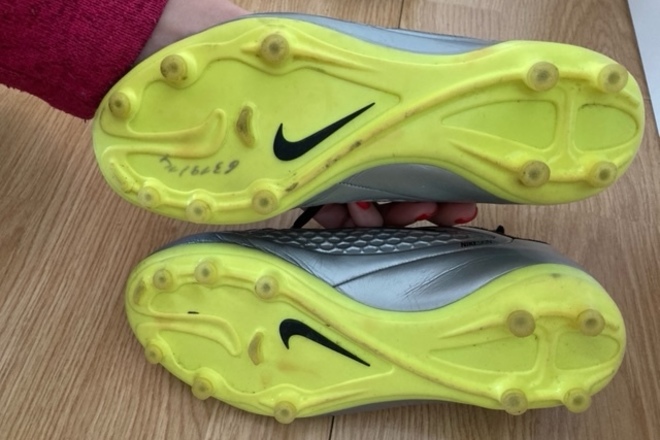 Nike bucai