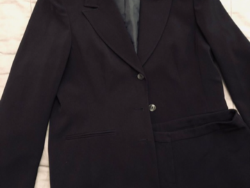 Продается: Tamsiai mėlynas klasikinis kostiumėlis