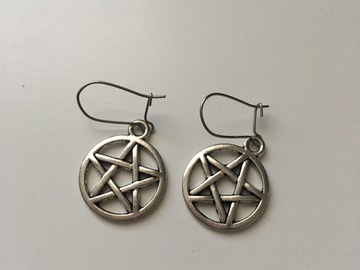 For sale: Auskarai su pentagramom 