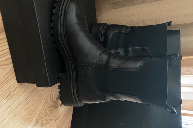 Massimo Dutti odiniai aulinukai