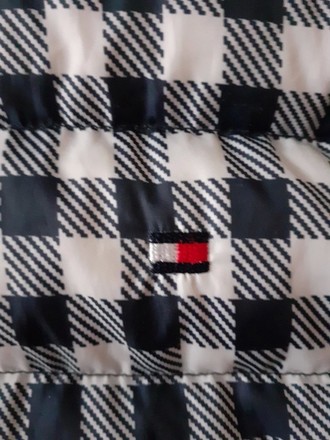 Nauja,originali pukine Tommy Hilfiger striukyte S/M