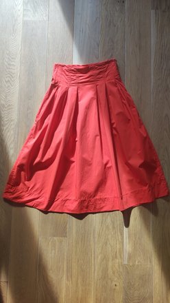 Raudonas Zara sijonas