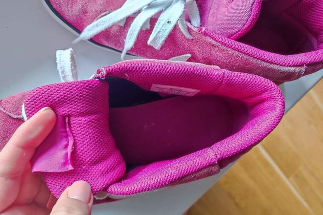 Dėvėti ryškiai rožiniai NIKE Match Mid Sneakers