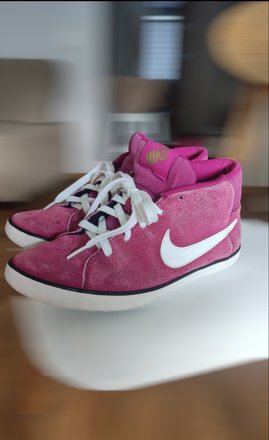 Dėvėti ryškiai rožiniai NIKE Match Mid Sneakers