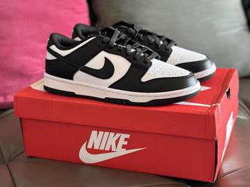 Na sprzedaż: Nike Dunk Panda Low