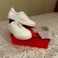 For sale: Hermes Batai