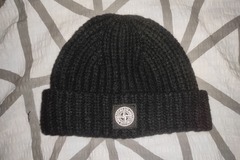 For sale: Mezgsta Stone Island kepurė